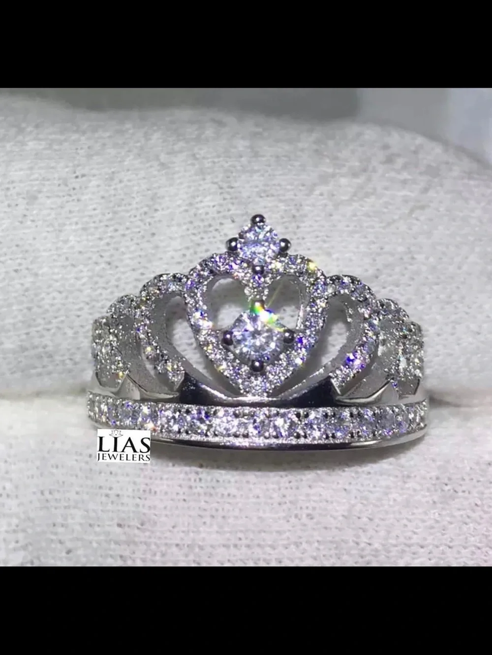 New 18k white gold engagement ring crown